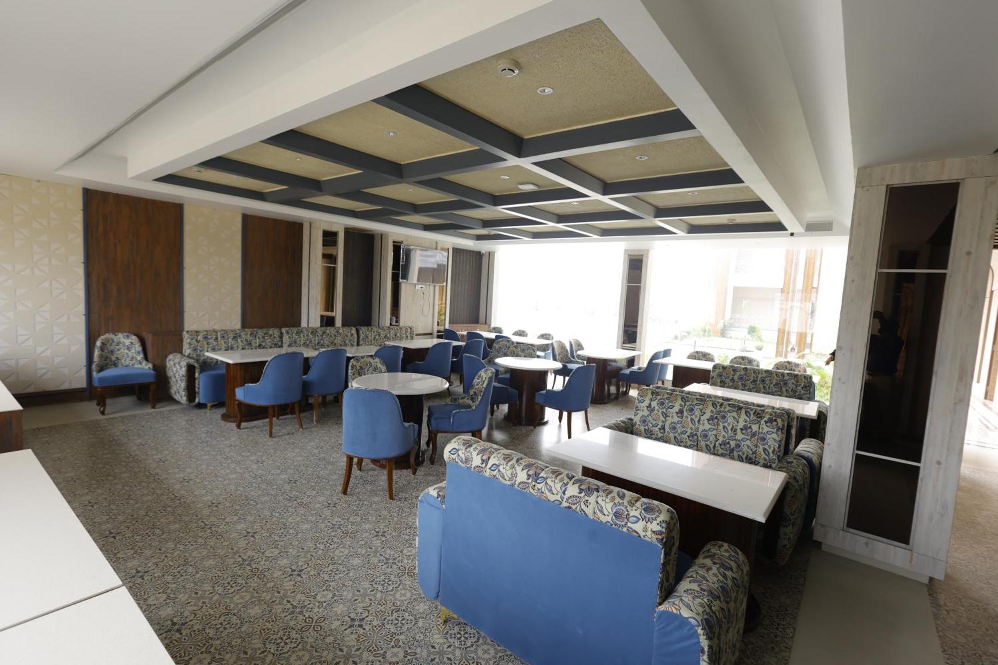 Nirvana Grand Hotel & Resort 가야 외부 사진